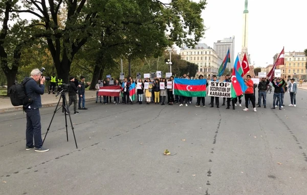 Latviyada Azərbaycan ordusuna dəstək mitinqi təşkil olunub - FOTO