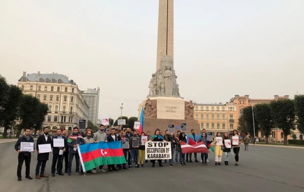 Latviyada Azərbaycan ordusuna dəstək mitinqi təşkil olunub - FOTO