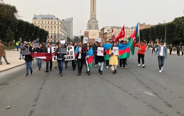 Latviyada Azərbaycan ordusuna dəstək mitinqi təşkil olunub - FOTO