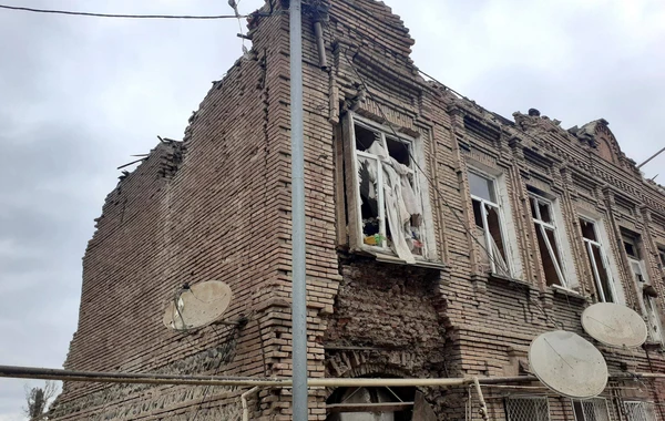 Кадры из Гянджи, подвергшейся ракетному обстрелу - ВИДЕО