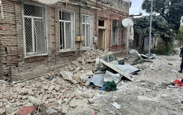 Кадры из Гянджи, подвергшейся ракетному обстрелу - ВИДЕО