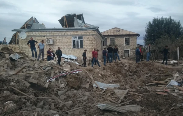 Ermənilərin Beyləqana atdığı mərmidən həlak olan iki bacının yaşadığı evdən VİDEOREPORTAJ