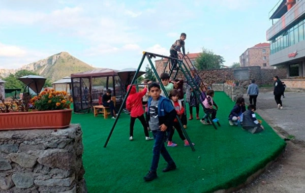 Xankəndidən qaçan ermənilər otelləri doldurdular - FOTO