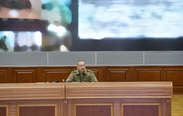 Prezident İlham Əliyev müşavirə keçirdi - FOTO