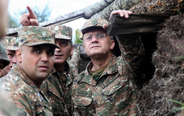 Ermənistanın sabiq müdafiə nazirinin oğlu yaralandı