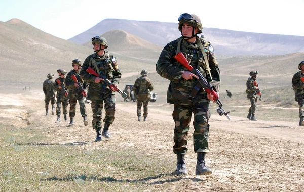 Azərbaycan ordusu 30 illik qoşunu 10 günə darmadağın edib - TƏHLİL