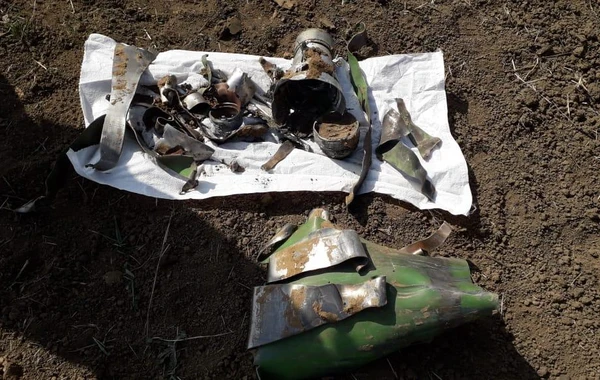 Cəbhəboyu ərazilərdə top mərmisi partladıcısı, dron, sursat aşkarlandı - FOTO