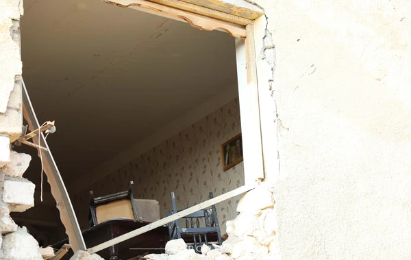 Ermənilər Tərtərə ümumilikdə 12 500 mərmi atıb, 600-dən çox mülki ev dağılıb - FOTO