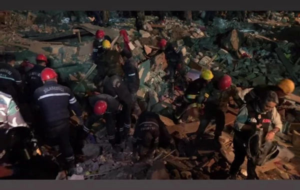 Rusiyada məşhurlaşan azərbaycanlılar Gəncə terrorundan yazdılar - FOTO
