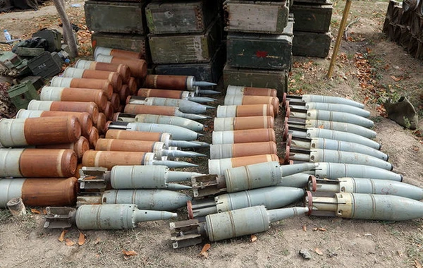 Захвачены боевая техника и боеприпасы противника - ФОТО/ВИДЕО