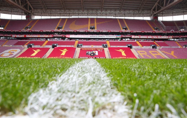"Qalatasaray"ın stadionunda Azərbaycana dəstək şüarları yerləşdirildi