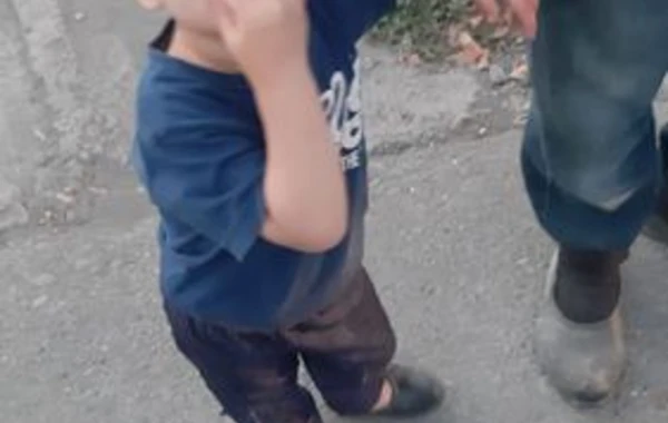 Göyçayda polis 2 yaşlı uşağı ölümdən xilas edib - FOTO