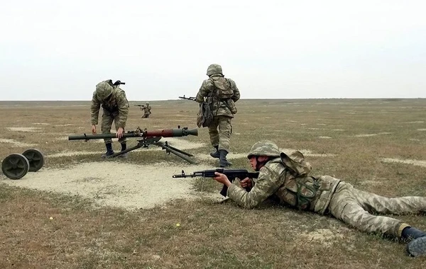 Müdafiə Nazirliyi döyüşlərin bu istiqamətlərdə davam etdiyini açıqladı