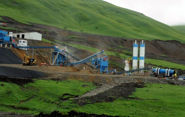 Azərbaycanın azad edilən və işğalda qalan rayonlarındakı faydalı qazıntılar - CƏDVƏL