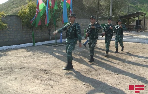 Ermənistanın işğalından azad edilmiş daha dörd sərhəd zastavası üzərində Azərbaycanın dövlət bayrağı ucaldılıb - FOTO