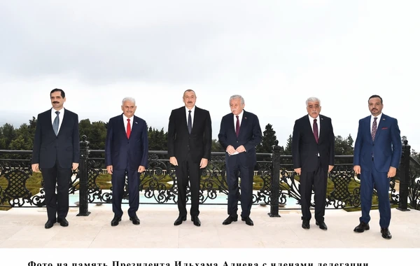 Президент Ильхам Алиев принял делегацию во главе с Бинали Йылдырымом - ФОТО