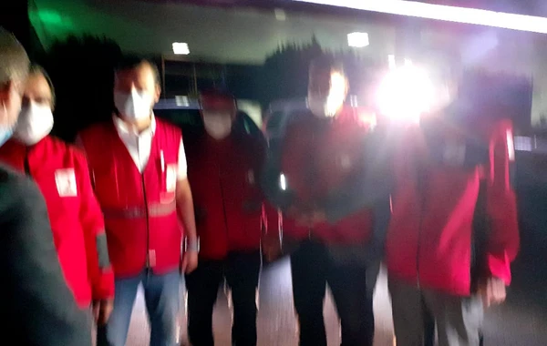 Türkiyənin Qırmızı Aypara Cəmiyyəti cəbhə bölgəsində evləri dağılanlara yardımlar göndərdi - FOTO