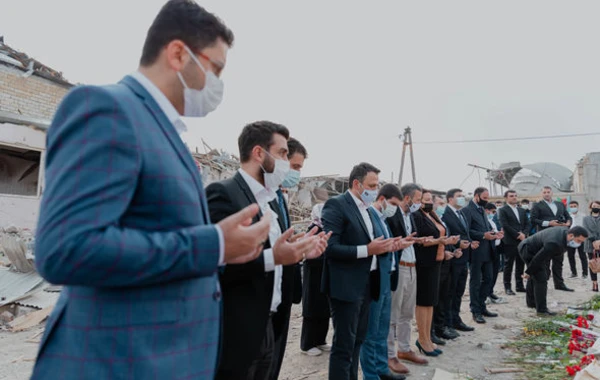 Türkiyə Gənclər Fondu Bərdə və Gəncə terrorunun nəticələri ilə yerində tanış olub - FOTO