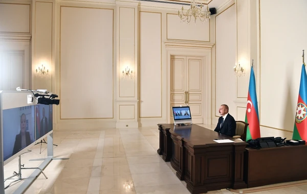 İlham Əliyev İspaniyanın EFE informasiya agentliyinə müsahibə verib - FOTO - CANLI YAYIM