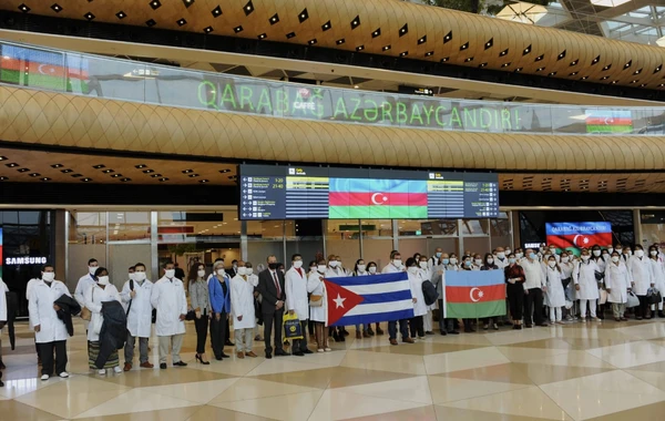Kubadan olan növbəti tibb heyəti Azərbaycandadır - FOTO