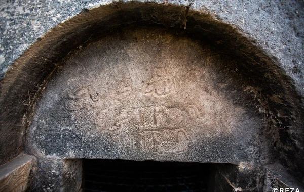 Qubadlıda donuz tövləsinə çevrilmiş məscid - FOTO
