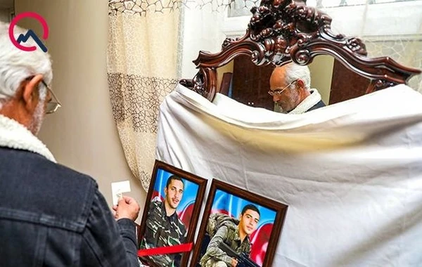 Eyni vaxt hərbi xidmətə gedib, eyni döyüşdə şəhid olan əsgərlərimiz - FOTO/VİDEO