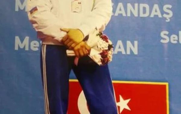 Avropa çempionumuz cəbhədə döyüşür - FOTO
