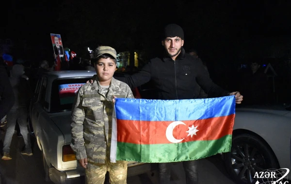 Azərbaycan xalqı tarixi qələbəni qeyd edir - Ağdamdan REPORTAJ
