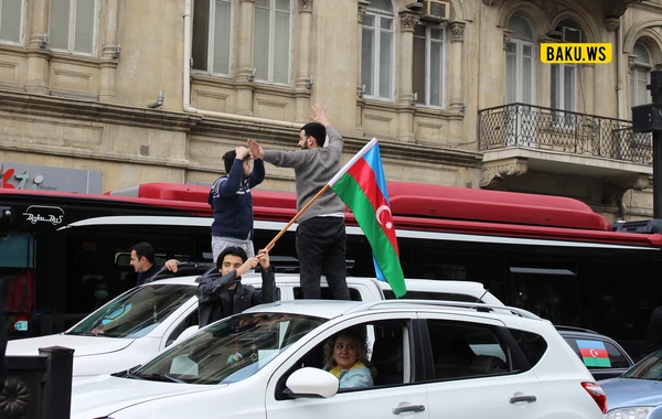 Azərbaycan Böyük Qələbəni qeyd edir! - FOTO