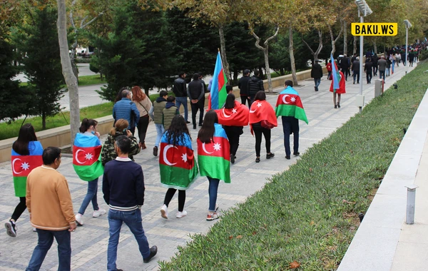 Azərbaycan Böyük Qələbəni qeyd edir! - FOTO