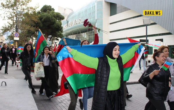 Azərbaycan Böyük Qələbəni qeyd edir! - FOTO
