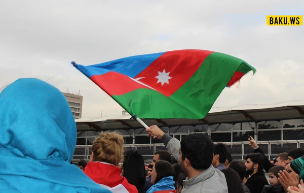 Azərbaycan Böyük Qələbəni qeyd edir! - FOTO