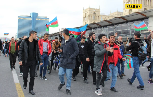 Azərbaycan Böyük Qələbəni qeyd edir! - FOTO