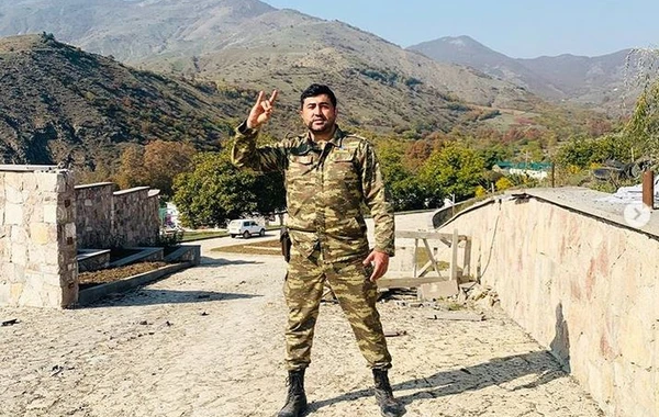 Azərbaycanlı müğənni: “Mən oxumağa yox, döyüşməyə getmişdim” - FOTO