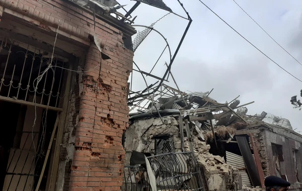Erməni terroru nəticəsində Gəncədə dağılan evlərin siyahıya alınmasına başlanıldı - FOTO
