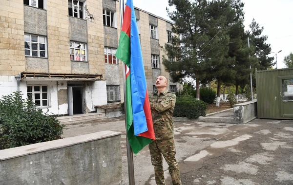 İlham Əliyev və Mehriban Əliyevanın Füzuli və Cəbrayıl səfərindən görüntülər - FOTO