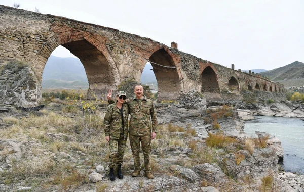 İlham Əliyev və Mehriban Əliyevanın Füzuli və Cəbrayıl səfərindən görüntülər - FOTO