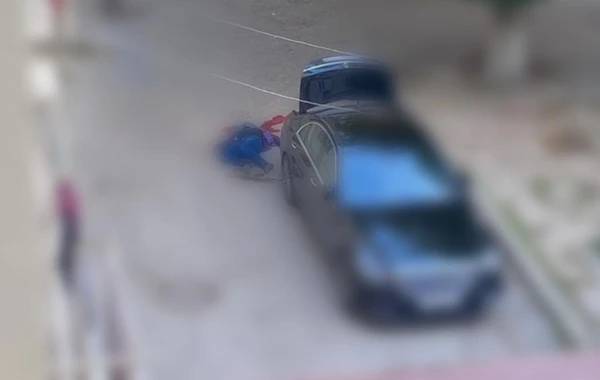Bakıda kişi maşınının yanında özünü güllələyərək öldürdü - YENİLƏNİB