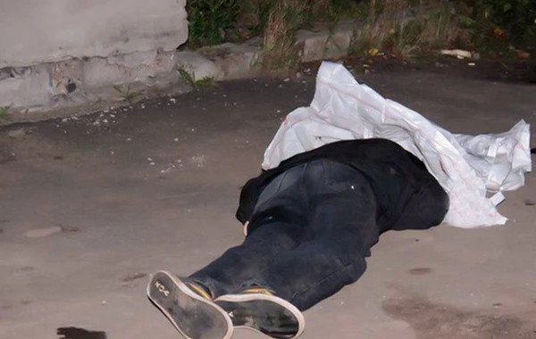Bakıda usta 12-ci mərtəbədən yıxılaraq öldü