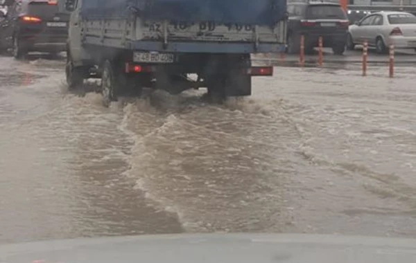 Yol Polisindən sürücülərə XƏBƏRDARLIQ - FOTO