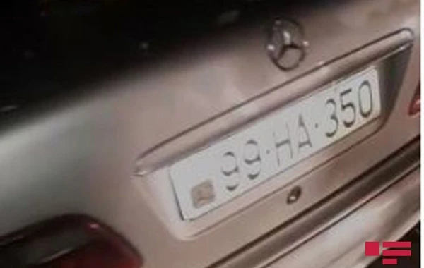 В Азербайджане Merсedes врезался в дерево, погибли 3 человека - ФОТО