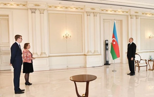 İlham Əliyev Niderlandın Azərbaycana yeni təyin olunmuş səfirini qəbul edib - YENİLƏNİB + FOTO/VİDEO