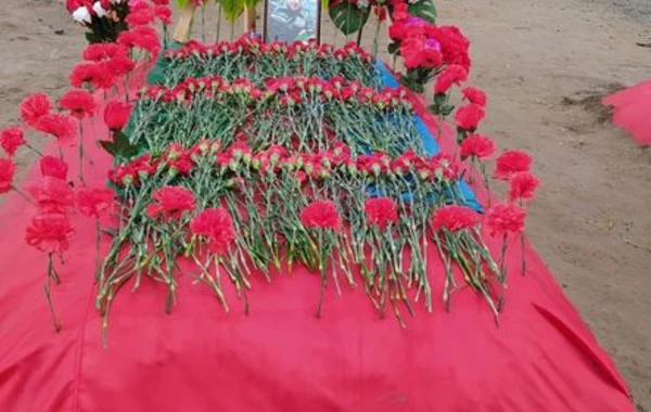 “Mübariz postu”na bayrağımızı sancan baş leytenantın xanımı: “Onun qisası alındı” - FOTO/VİDEO