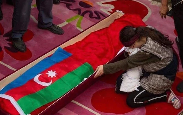 Bərdədə ermənilərin törətdiyi terror aktında şəhid olan Niftalının yasından ürəkdağlayan FOTO