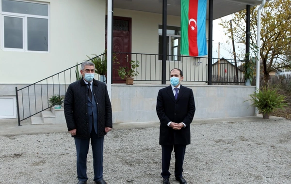 Şəhid ailələrinə və Qarabağ müharibəsi əlillərinə evlər verildi - FOTO