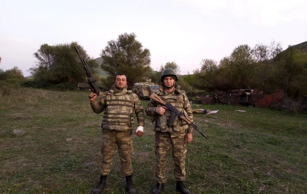 Şagirdləri üçün qəhrəmanlıq dastanı yazan şəhid Rabil İsmayılov - FOTO