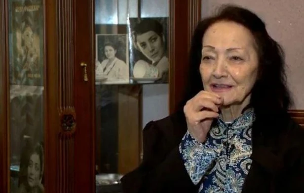 Nazirlik: “Evində huşsuz vəziyyətdə tapılan xalq artisti müayinə olunub”