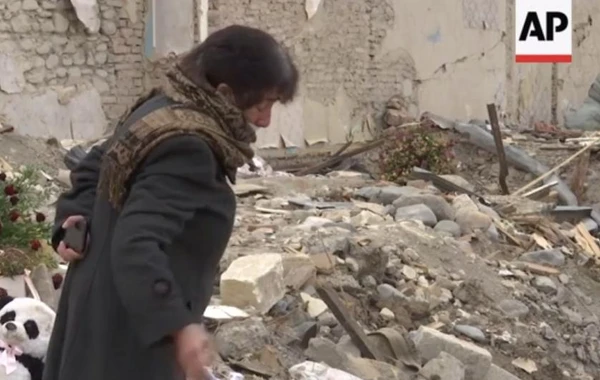 Репортаж Associated Press о тяжелых последствиях ракетной атаки на Гянджу - ФОТО