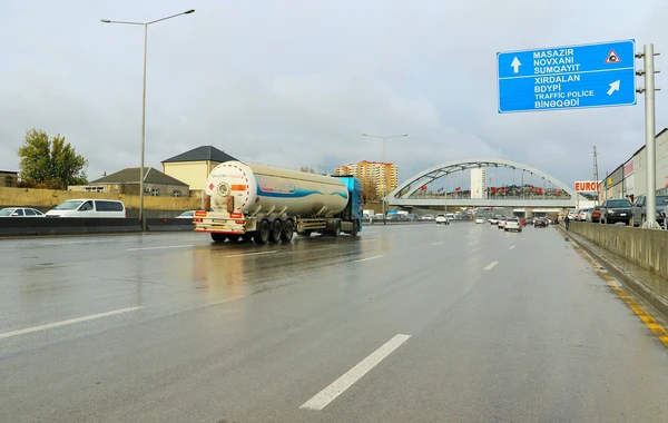 Xırdalan dairəsi yaxınlığında yeni dəmir yolu körpüsünün tikintisi yekunlaşdırılıb - FOTO