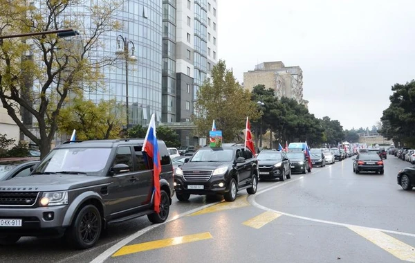 Жители Баку отметили освобождение Лачина, организовав автопробег - ФОТО